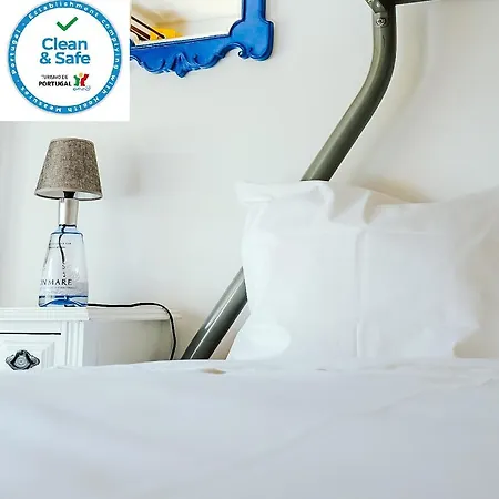 Help Yourself - Restelo Hostel Lissabon