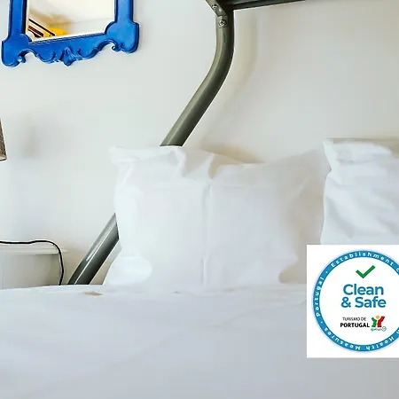 Hostel Help Yourself - Restelo