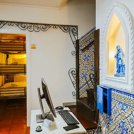 Auberge de jeunesse Help Yourself - Restelo