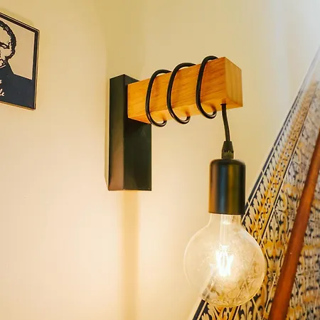 Help Yourself - Restelo Hostel *