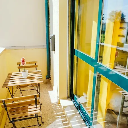 Help Yourself - Restelo リスボン