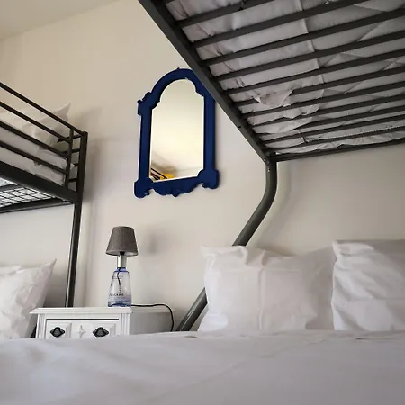 Help Yourself - Restelo ホステル *