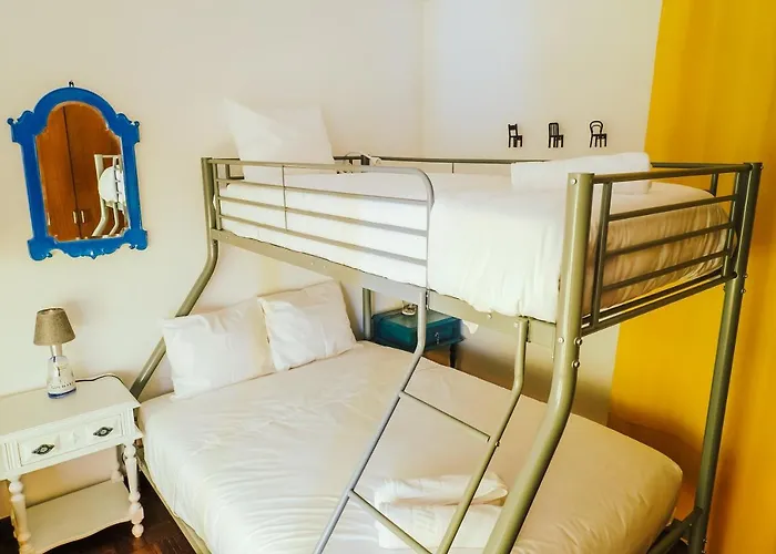 Help Yourself - Restelo Vandrarhem Lisboa